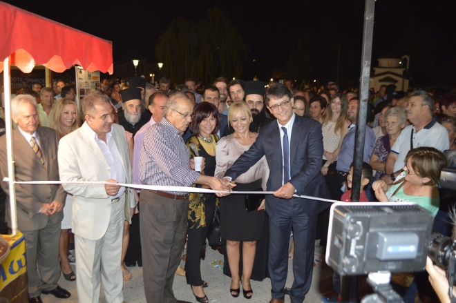 Άνοιξε τις πύλες της η 88η Εμποροπανήγυρη Αιγινίου