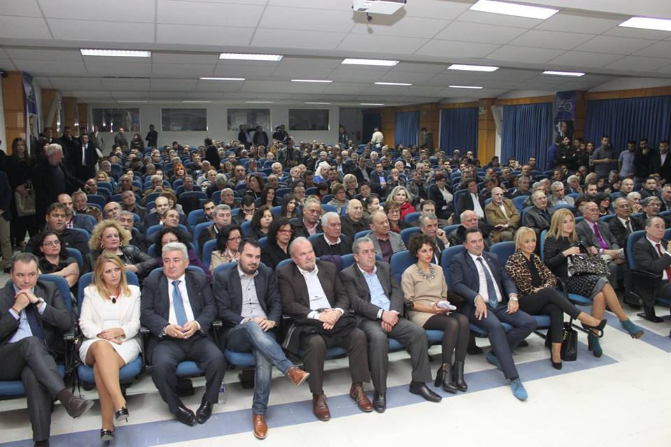 «Η Ελλάδα κάνει restart,   κανείς δεν μπορεί να λείπει»