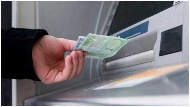 Κοινωνικό μέρισμα: Μια μέρα νωρίτερα η πρώτη πληρωμή και τα χρήματα στους λογαριασμούς