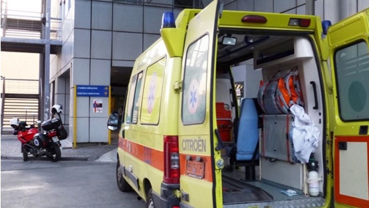 Συναγερμός στη Λαμία: Βρέφος και γονείς κόλλησαν κορονοϊό – Πώς συνδέονται με πρόσφατα κρούσματα