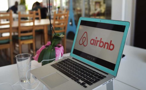 Airbnb: Νέο σχέδιο στο τραπέζι, αλλάζουν οι όροι και η φορολόγηση