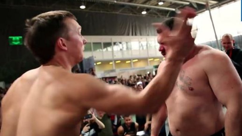 Το πρωτάθλημα σφαλιάρας πονάει πολύ! (VIDEO)