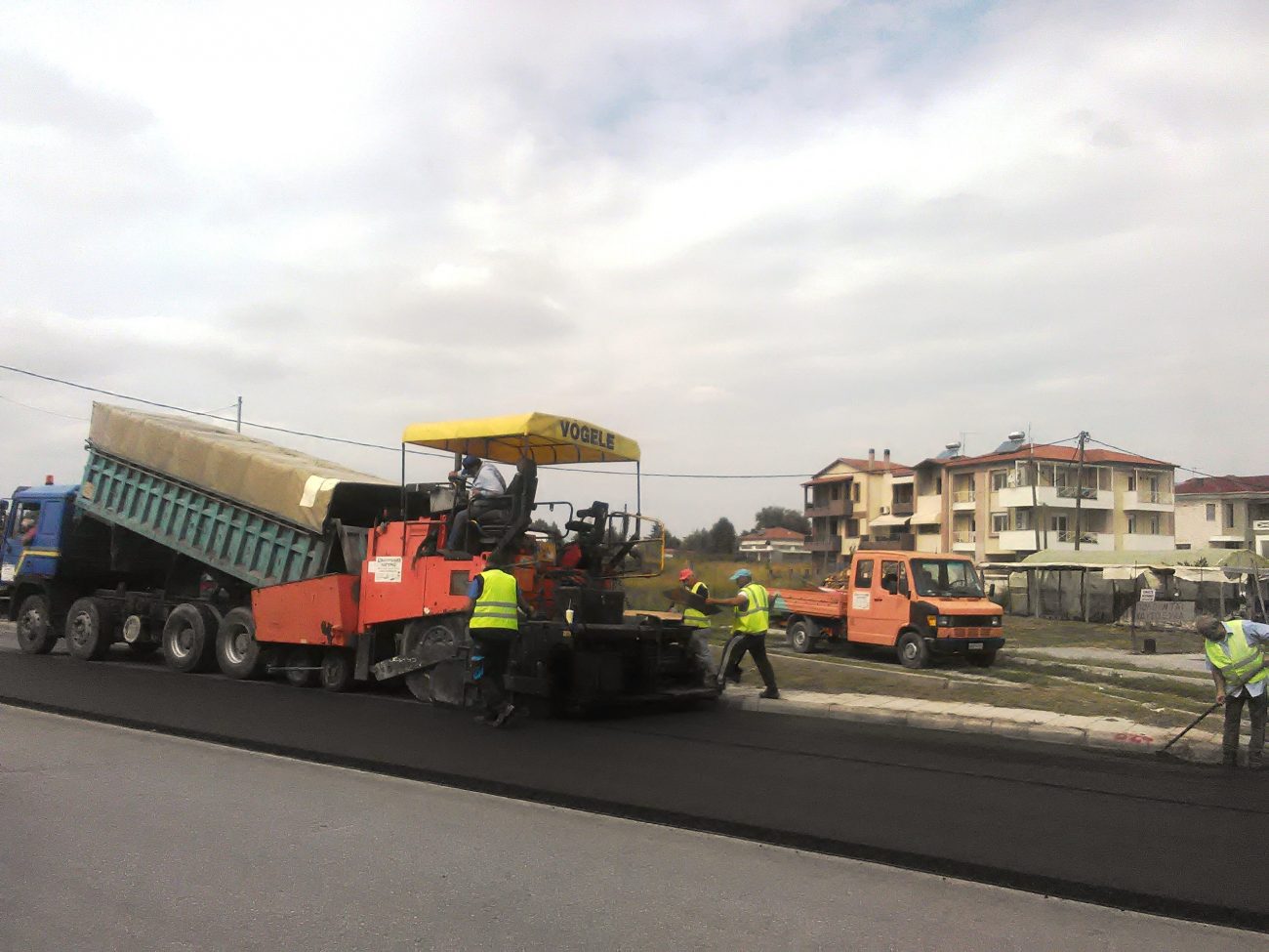 Σε εξέλιξη εργασίες συντήρησης & αποκατάστασης οδοστρώματος στην οδό Ν. Πλαστήρα (Εγγλέζικο)