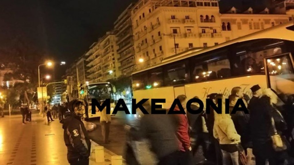 Λεωφορεία έφυγαν από τη Θεσσαλονίκη για τους Βουλιαράτες (VIDEO)