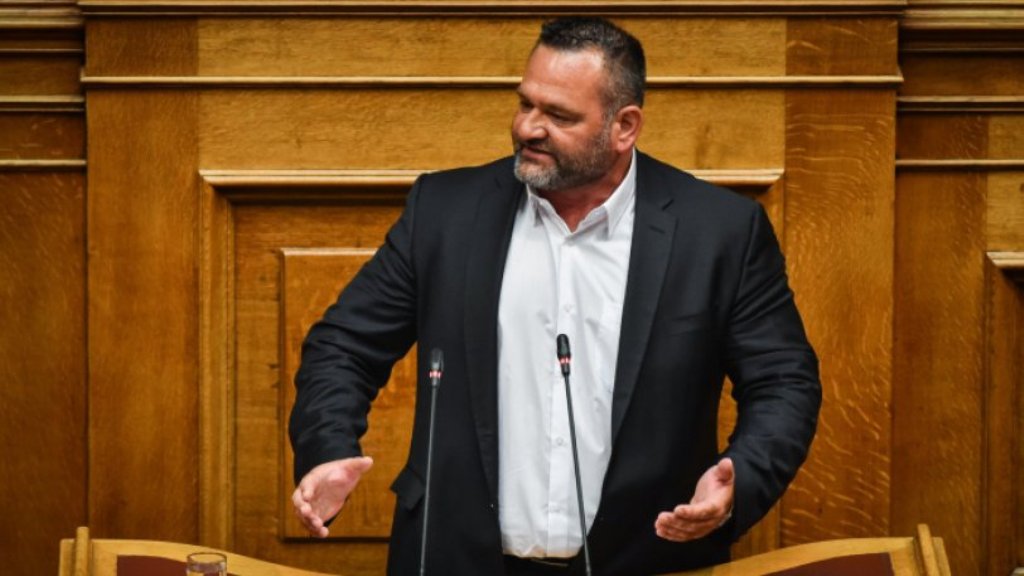 «Χαμός» στη Βουλή με τη δήλωση Λαγού: «Δεν υπήρξε ούτε ένας νεκρός στο πολυτεχνείο» (VIDEO)