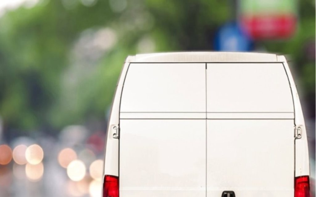 Νέα καταγγελία για απαγωγείς παιδιών με λευκό βαν!