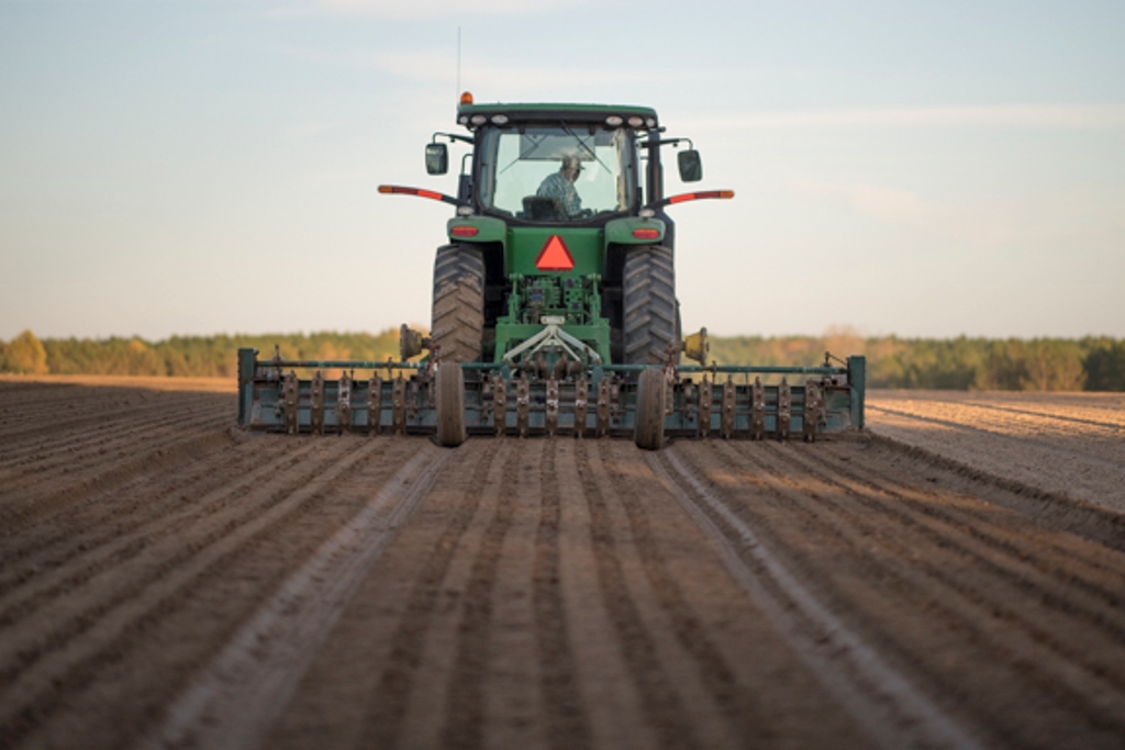 Δήμος Δίου-Ολύμπου: Ανοιχτή πρόσκληση εκδήλωσης ενδιαφέροντος για δωρεάν μαθήματα και συμμετοχή σε εξετάσεις για απόκτηση άδειας οδήγησης αγροτικού ελκυστήρα (τρακτέρ)