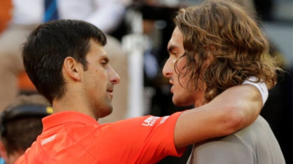 Ολυμπιακοί Αγώνες: «Υποψήφιος για μετάλλιο ο Τσιτσιπάς» σύμφωνα με τον Τζόκοβιτς