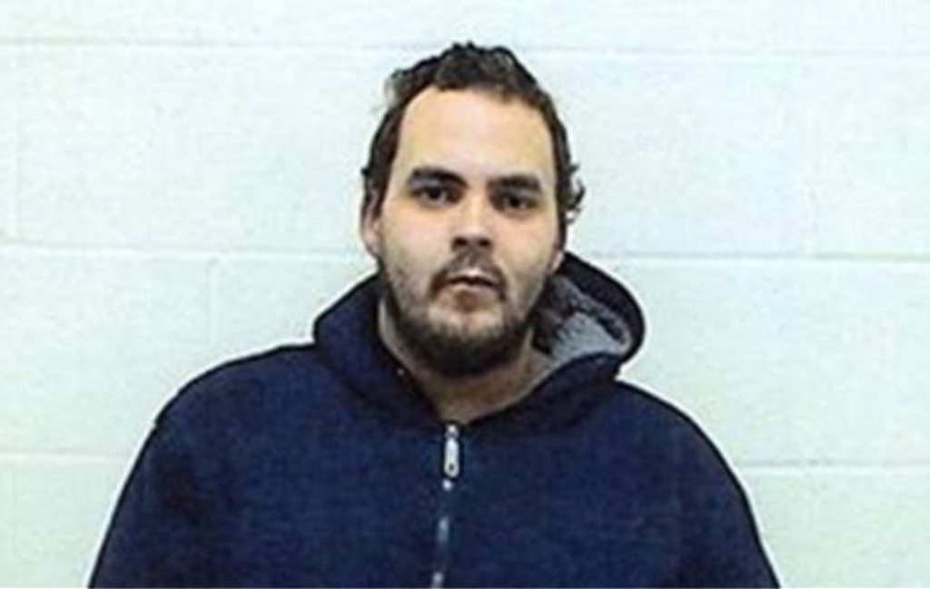 Φυγάς συμφώνησε να παραδοθεί αν η αφίσα «καταζητείται» συγκεντρώσει 15.000 like!