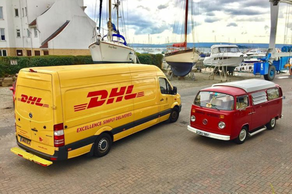 DHL