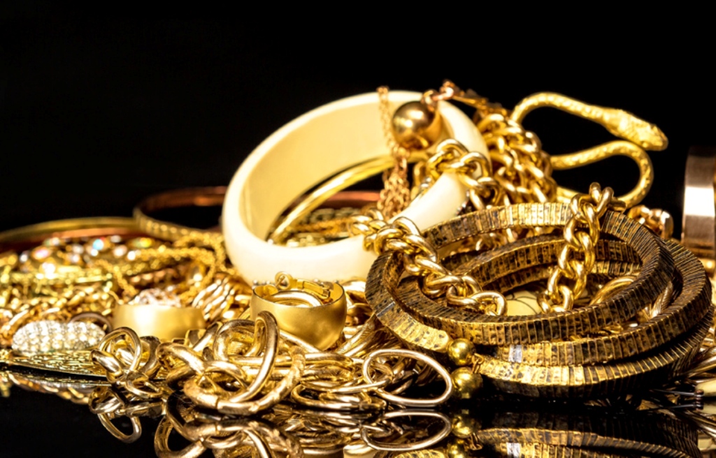 Βόρεια Πιερία: Έκλεψε κοσμήματα από σπίτι & τα πούλησε – Συνελήφθησαν δυο άτομα