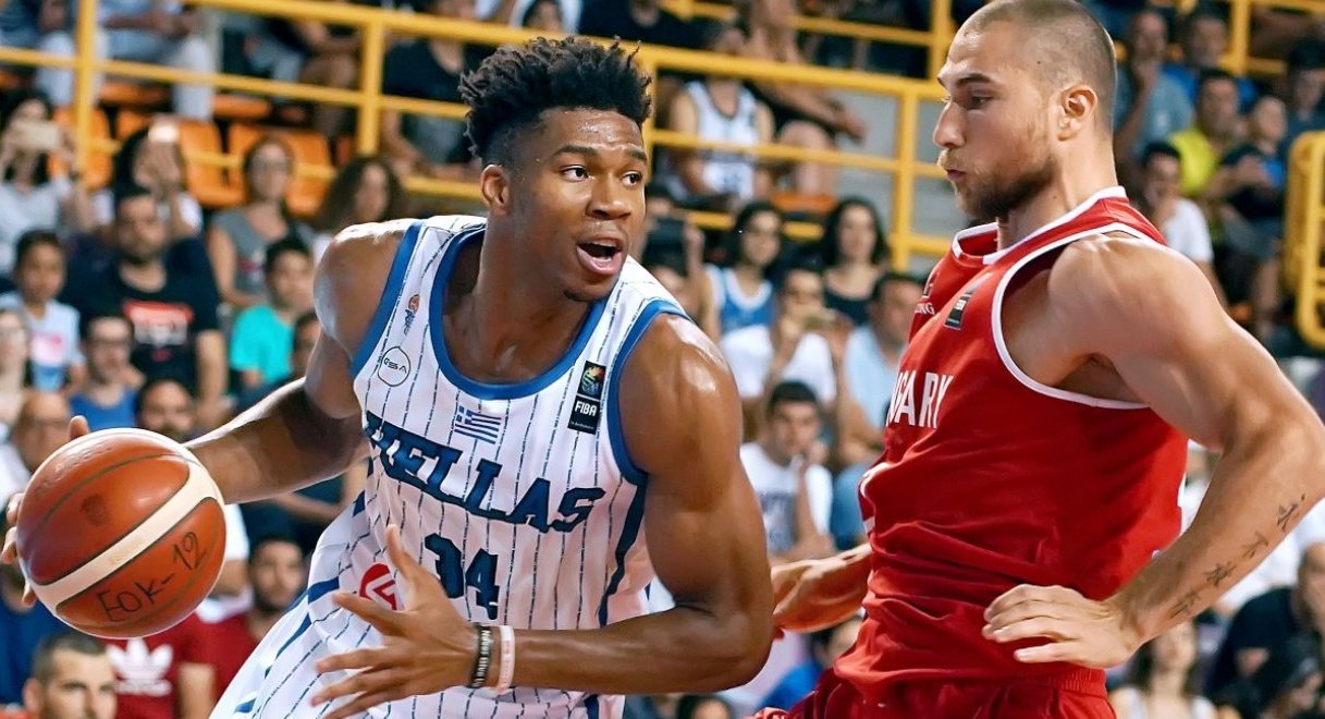 Το εξαιρετικό promo video της FIBA σε Αντετοκούνμπο και Εθνική – Το πλήρες πρόγραμμα των τηλεοπτικών μεταδόσεων