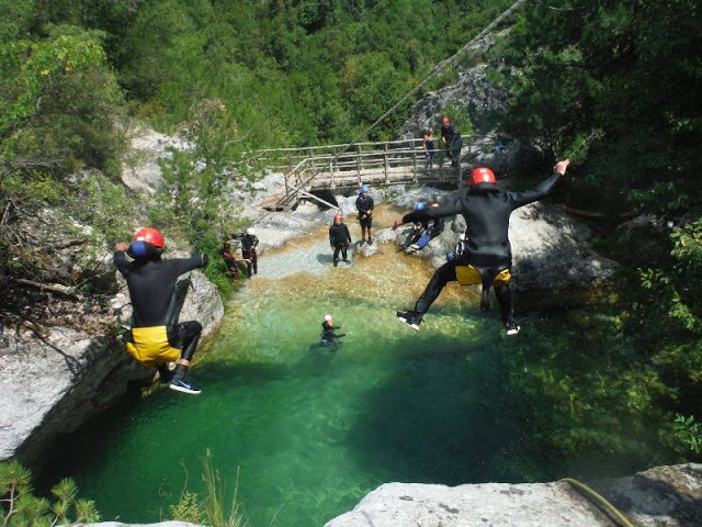 Olympus Canyoning: Ξεχωριστές εμπειρίες στα φαράγγια του Ολύμπου