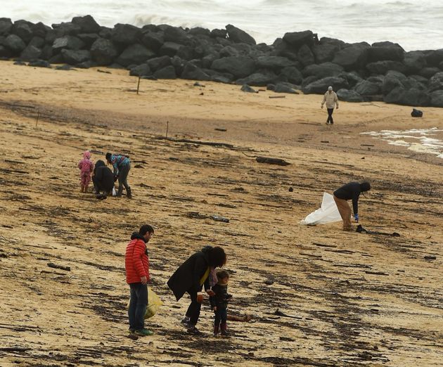 Πεντακάθαρη κοκαΐνη αξίας 60 εκατ. ξεβράζεται σε γαλλικές παραλίες εδώ κι ένα μήνα