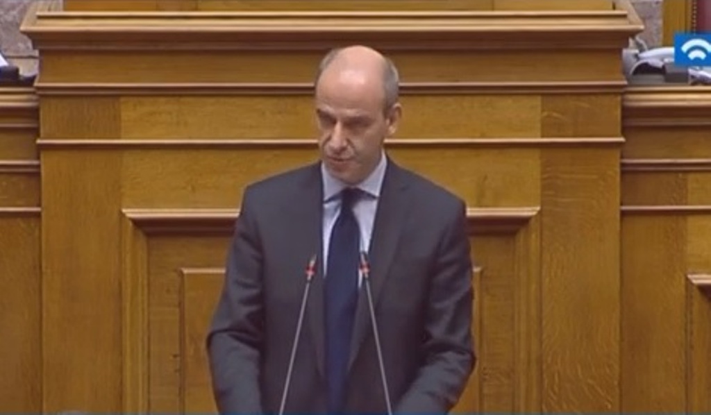 Απάντηση από το βήμα της Βουλής του Φώντα Μπαραλιάκου στον Κ. Βελόπουλο (VIDEO)