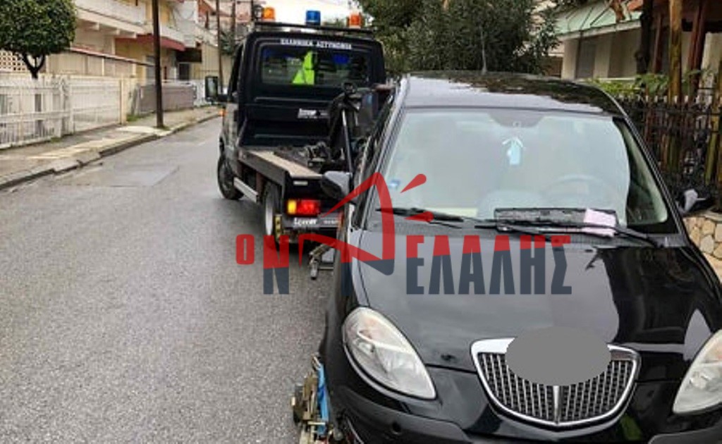 Κατερίνη: Οδηγός πάρκαρε παράνομα «μπλοκάροντας» την είσοδο ιδιωτικού πάρκινγκ (ΦΩΤΟ)
