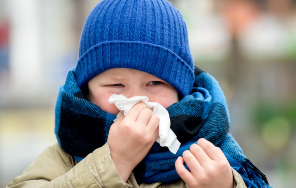 Μελέτη: Ο κορονοϊός σε λίγα χρόνια θα είναι μια απλή, παιδική γρίπη