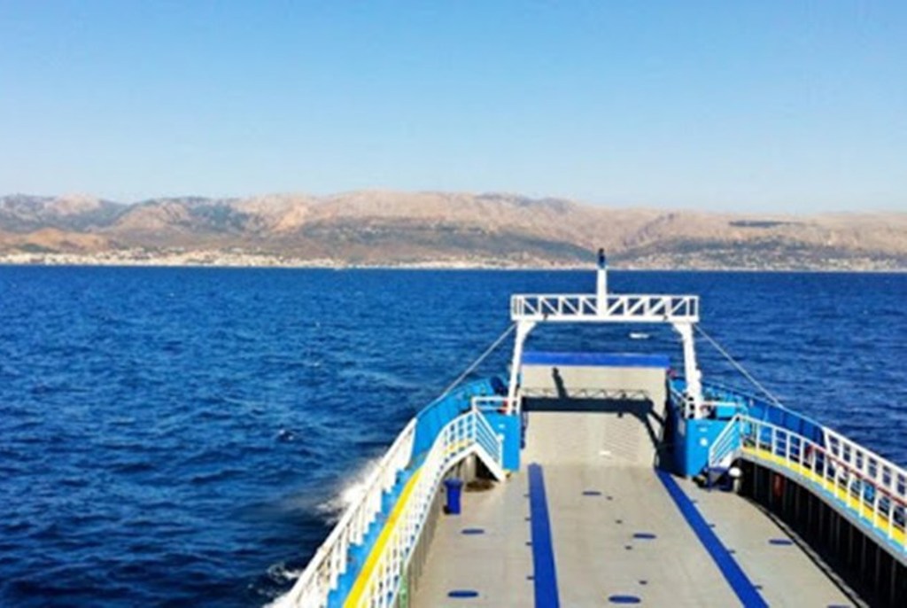 Μετακίνηση εκτός νομού: Τα μέτρα για αυτοκίνητα, ΚΤΕΛ, πλοία & αεροπλάνα – Τα test για να φύγετε διακοπές