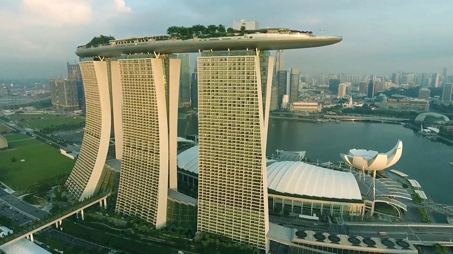 Ο κορωνοϊός στέλνει τους πλούσιους του πλανήτη… στη Σιγκαπούρη