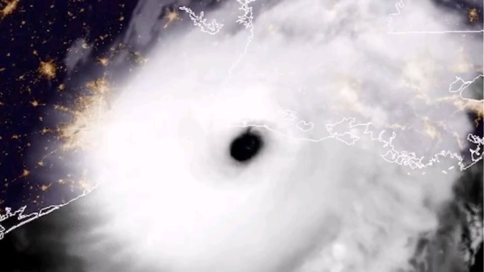 ΗΠΑ: Η στιγμή που ο κυκλώνας «Λόρα» μπαίνει στη Λουιζιάνα – Δείτε εικόνα από δορυφόρο