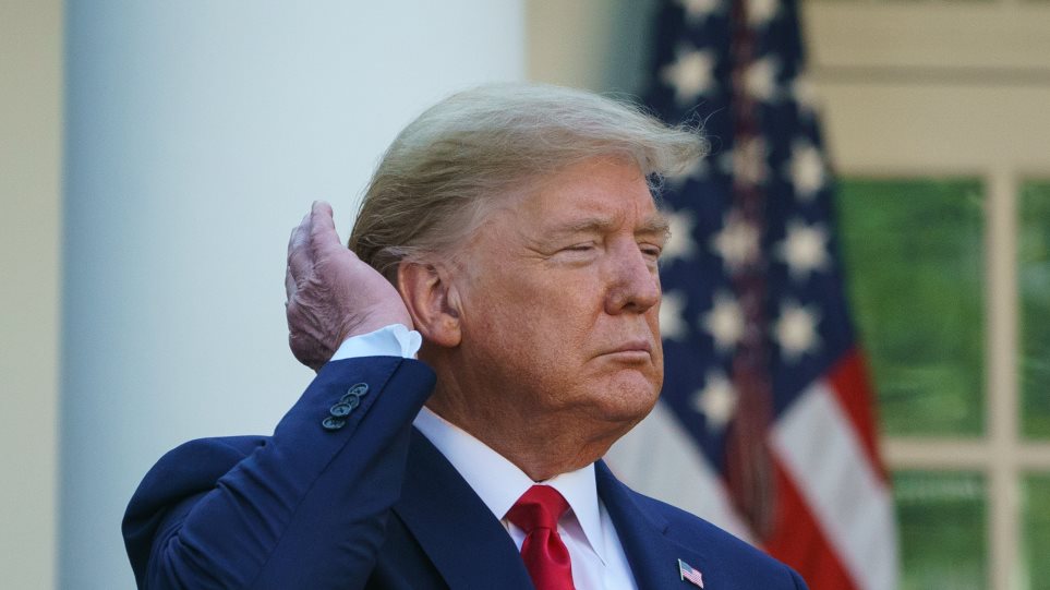 Ντόναλντ Τραμπ: Η αγάπη στα… μαλλιά του αλλάζει τους κανόνες των ντους στις ΗΠΑ!