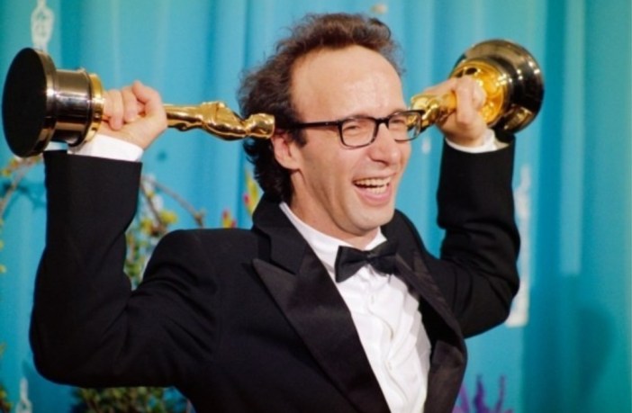 Ρομπέρτο Μπενίνι: Ο αντισυμβατικός Ιταλός που μας έμαθε ότι… η ζωή είναι ωραία