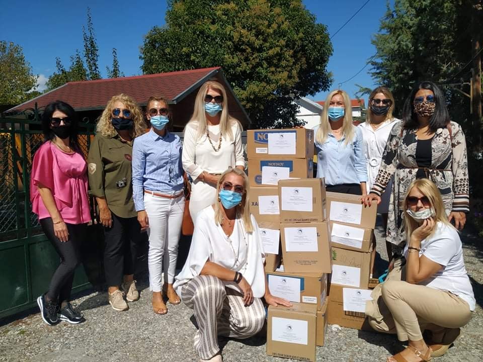 Είδη πρώτης ανάγκης παρέδωσαν οι «Ολυμπιάδες» στον Καπνικό Σταθμό για τους πληγέντες της Καρδίτσας