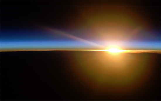 Βρήκαν νερό στη Σελήνη!