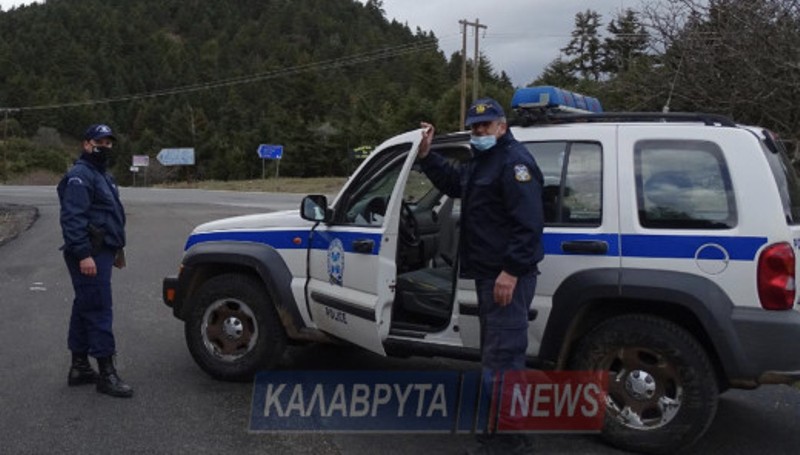 Καλάβρυτα: Έστειλαν SMS για βοήθεια σε ηλικιωμένο και πήγαν… στα χιόνια (ΦΩΤΟ)