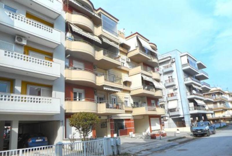 Εύβοια: Κόλλησε κορωνοϊό όλη η… πολυκατοικία – Πάνω από 30 κρούσματα