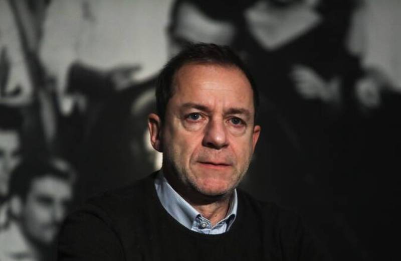 Πάνος Βλάχος: Τραγούδι γροθιά στο στομάχι για την αποφυλάκιση Λιγνάδη