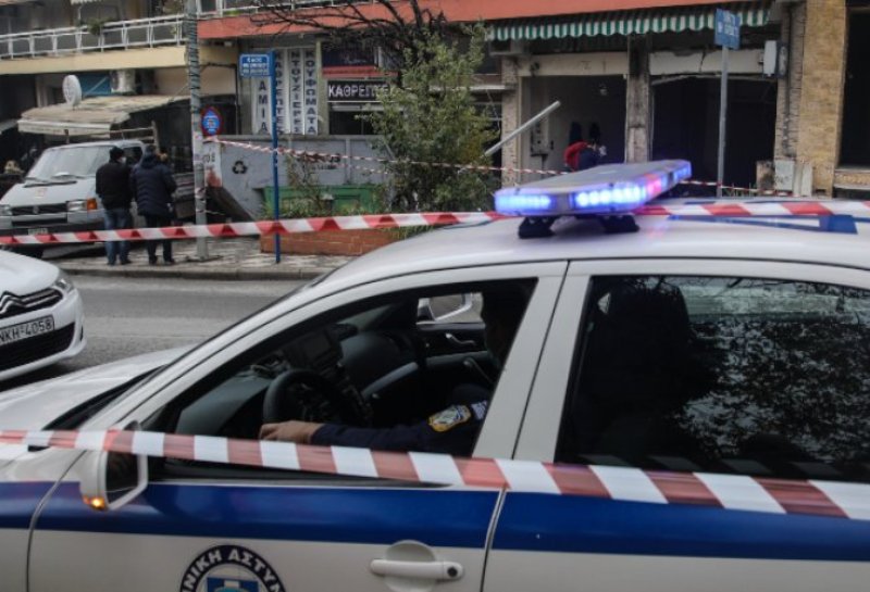 Σοκ στο Διδυμότειχο: 28χρονος χτύπησε δύο ηλικιωμένους σε καφενείο – Ο ένας έπεσε νεκρός