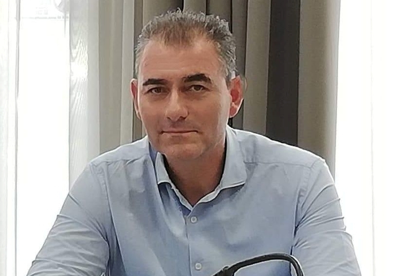 Ν. Τσιαμπέρας: Υπόθεση «Πεζόδρομος – ποδηλατόδρομος παραλίας Κορινού»