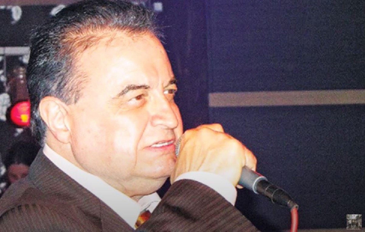 Πέθανε ο τραγουδιστής Λευτέρης Μυτιληναίος νικημένος από κορονοϊό