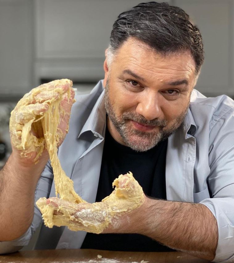 Γρηγόρης Αρναούτογλου: Συγκλονίζει μιλώντας για την περιπέτεια με τα κιλά του