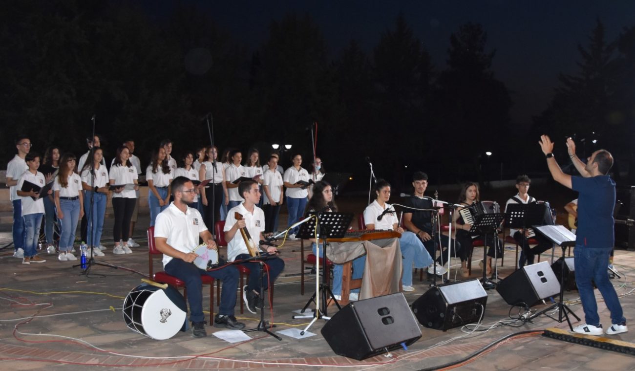 Καλοκαιρινοί παραδοσιακοί ήχοι στη συναυλία του Μουσικού Σχολείου Κατερίνης στον Κάτω Αγιάννη