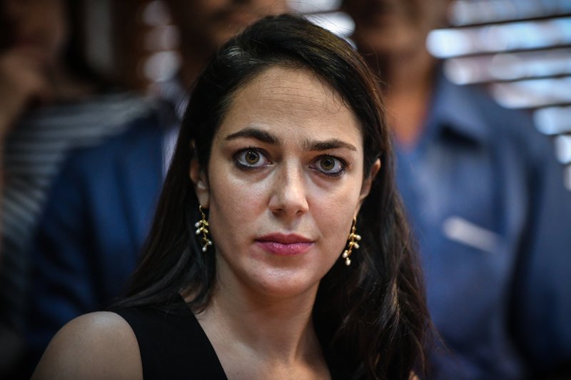 Πότε έρχεται η υπουργός;