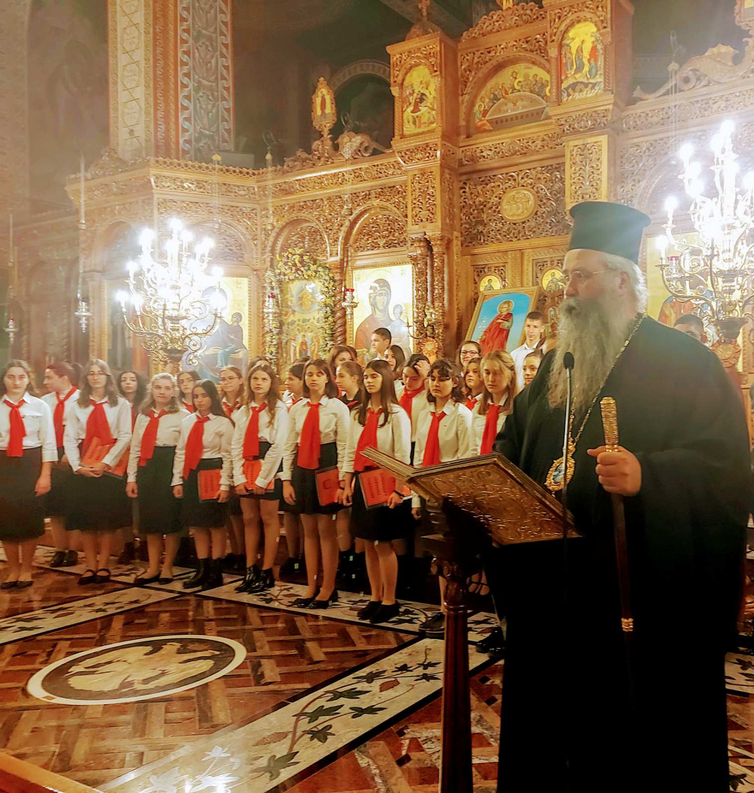 Αικατερίνεια 2021: Εκκλησιαστικοί Ύμνοι για την Πολιούχο & Προστάτιδα Αγία Αικατερίνη – Κατάνυξη στον Ιερό Καθεδρικό Ναό Θείας Αναλήψεως