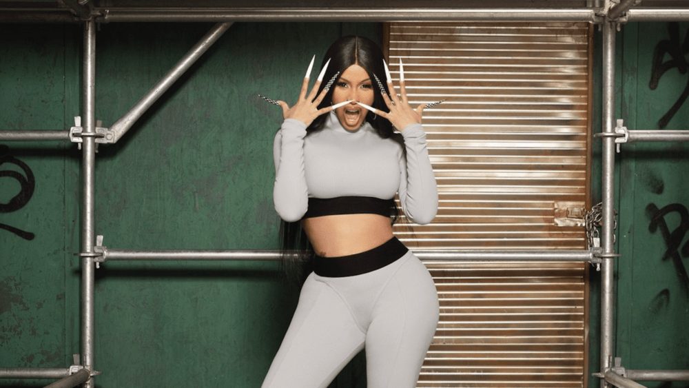 Η Cardi B έβρισε followers και μετά διέγραψε τους λογαριασμούς της σε Twitter και Instagram