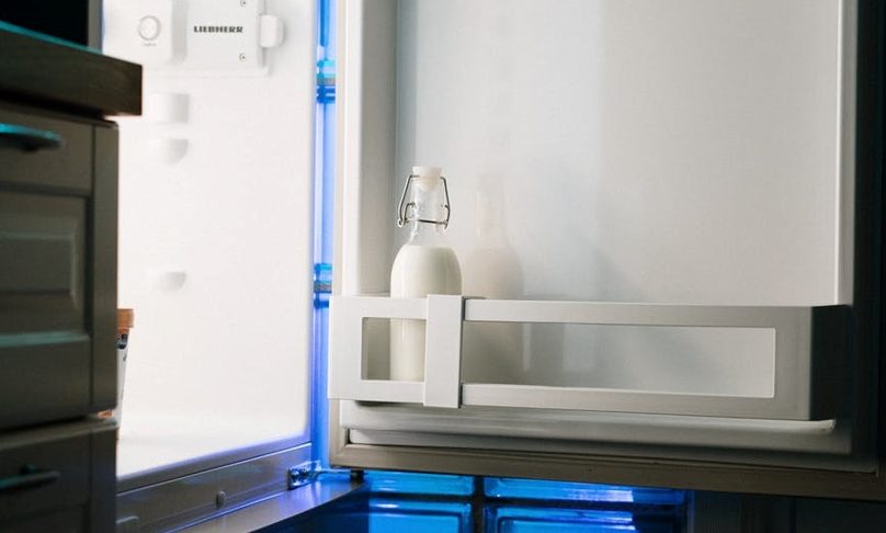 Τα 5 τρόφιμα που δεν πρέπει να βάζουμε στην πόρτα του ψυγείου