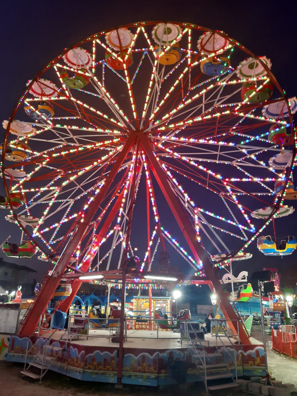 Ιταλικό Λούνα Παρκ στην Κατερίνη