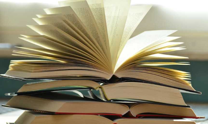 ΔΥΠΑ: Πώς θα πάρετε Voucher για βιβλία 2025