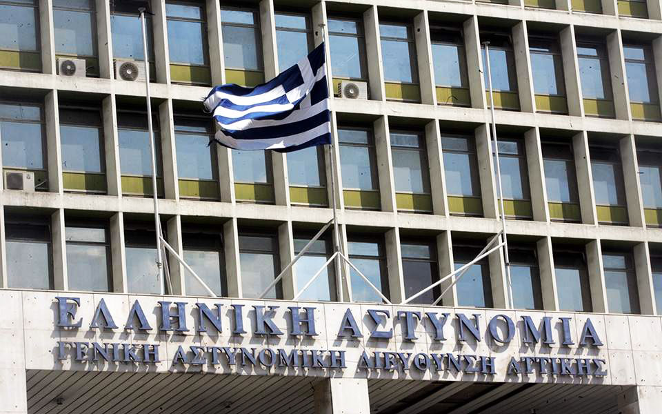 Κολωνός: Στη ΓΑΔΑ η 12χρονη για εκ νέου κατάθεση