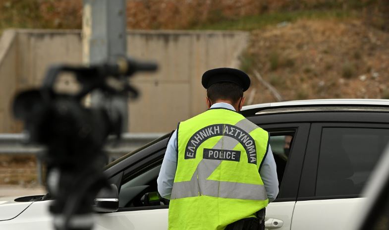 Όλα τα μέτρα της τροχαίας για τα Χριστούγεννα