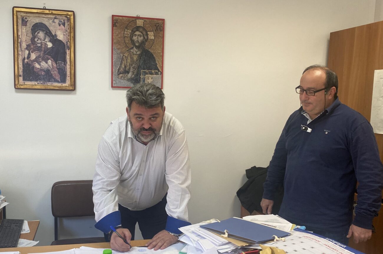 Δήμος Κατερίνης: Υπεγράφη η σύμβαση για τη βελτίωση οδικών υποδομών αγροτικής οδοποιίας