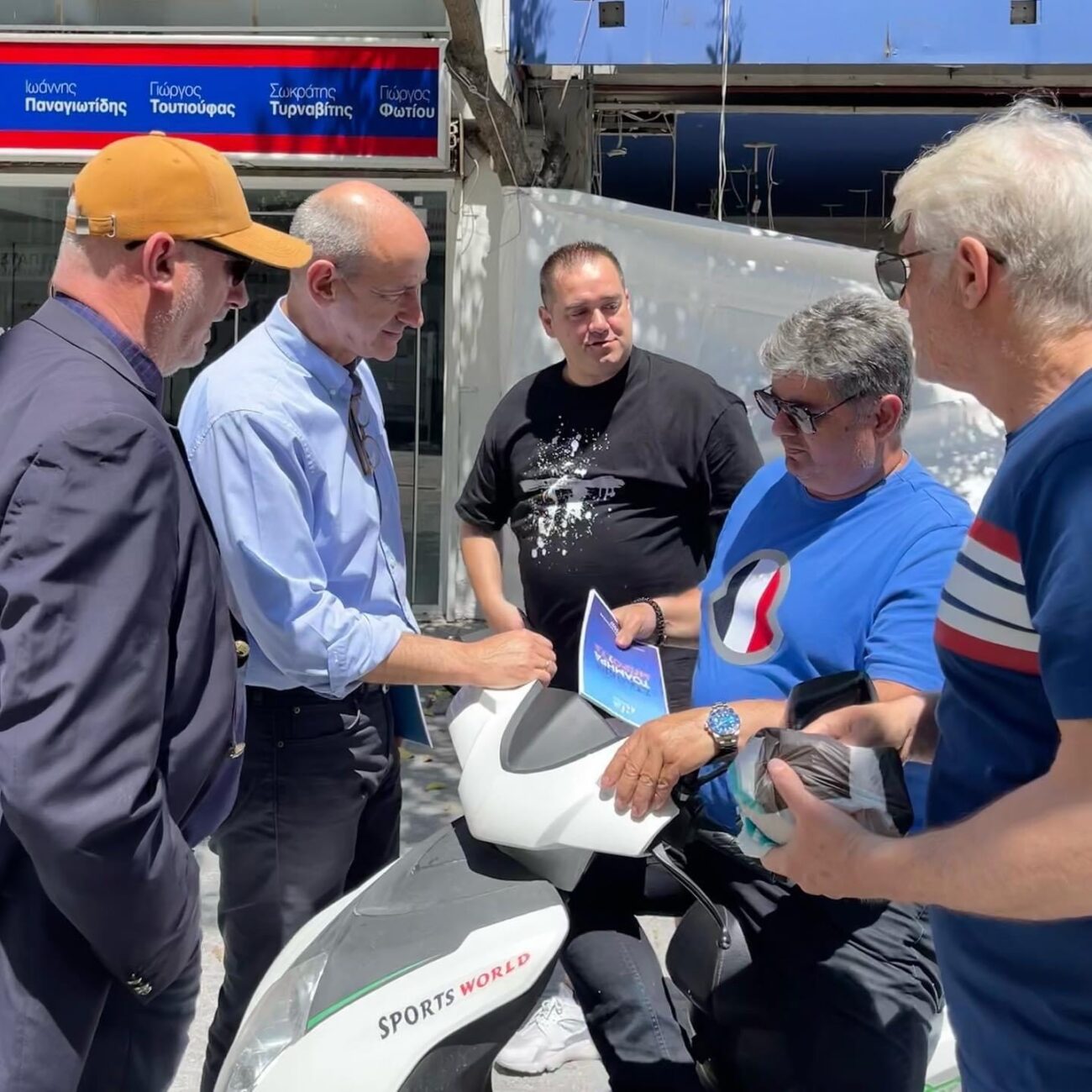 Με αμείωτους ρυθμούς συνεχίζει ο Μπαραλιάκος