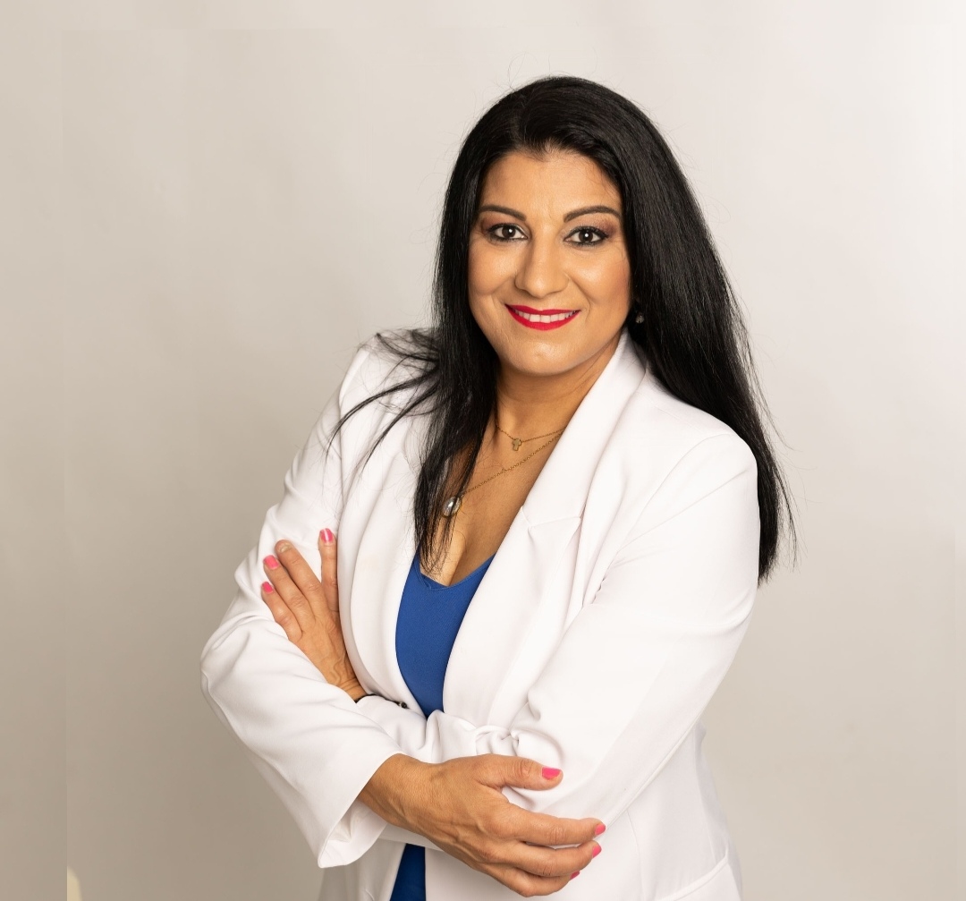 Η Σωτηρία Ουσταμπασίδου υποψήφια με τον Κώστα Κουκοδήμο-Βιογραφικό