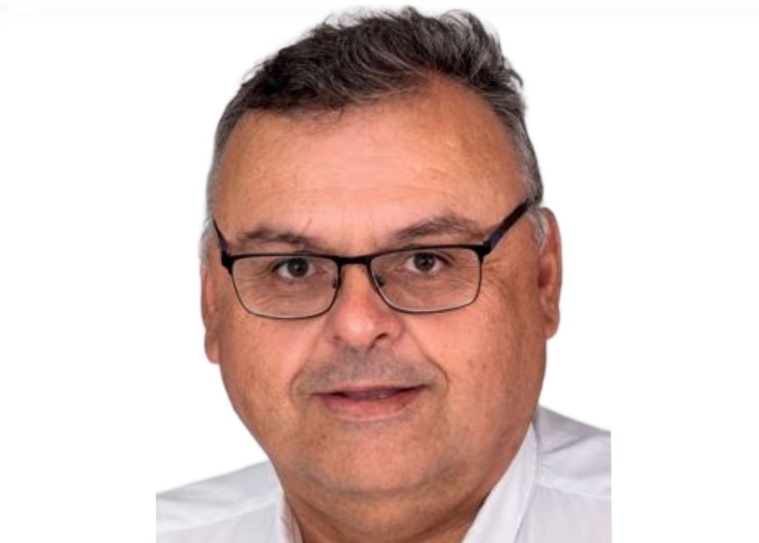 Αστέριος Μπουσνάκης: «Εμπειρία, γνώση, ειλικρίνεια»