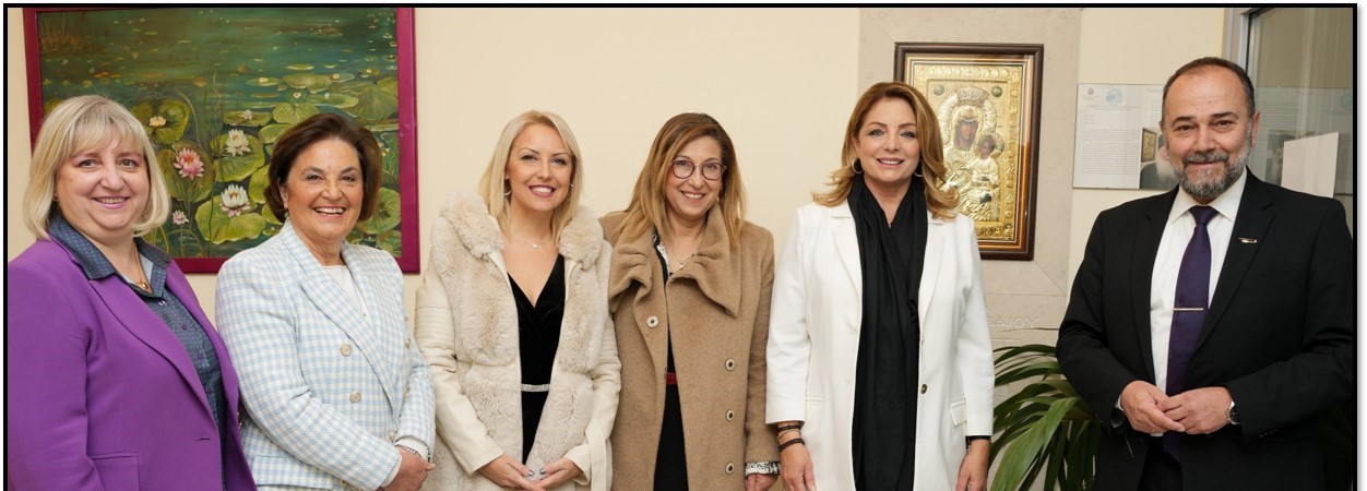 Κατερίνη: Η πρόεδρος του Ε.Ο.Τ. Άντζελα Γκερέκου στο κέντρο ημέρας “Παναγία Βηματάρισσα”