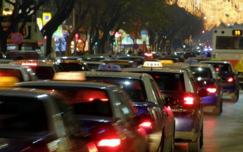 Χανιά: Άγρια επίθεση τουρίστα σε οδηγό ταξί στο αεροδρόμιο (vid)